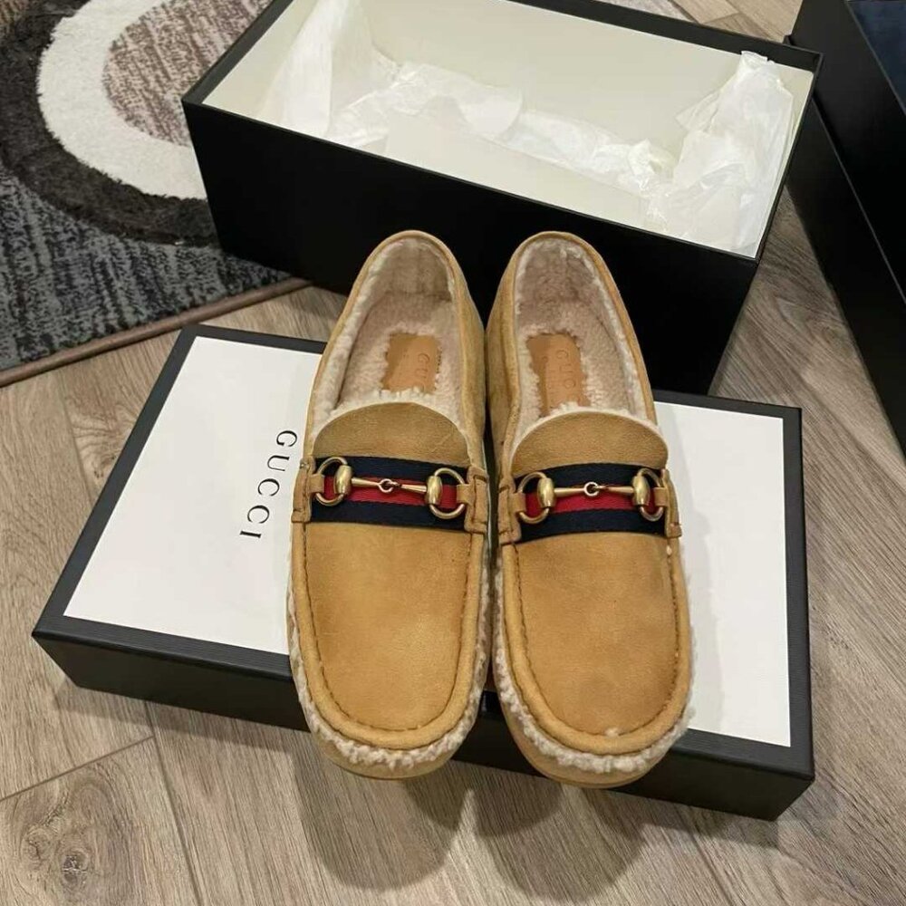 NIB Authentic Gucci Shearling-Lined Leather Loafers